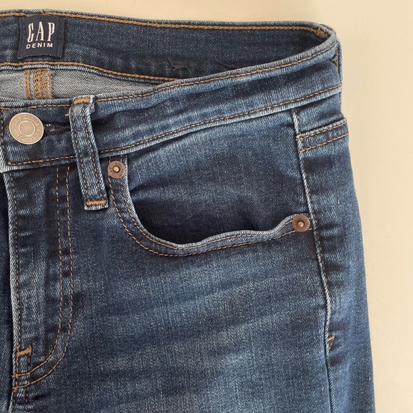 Gap Classic Straight Dark Indigo Jeans - Picture 5 of 10